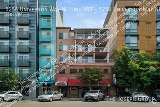 Building Photo - 5256 University Wy NE
