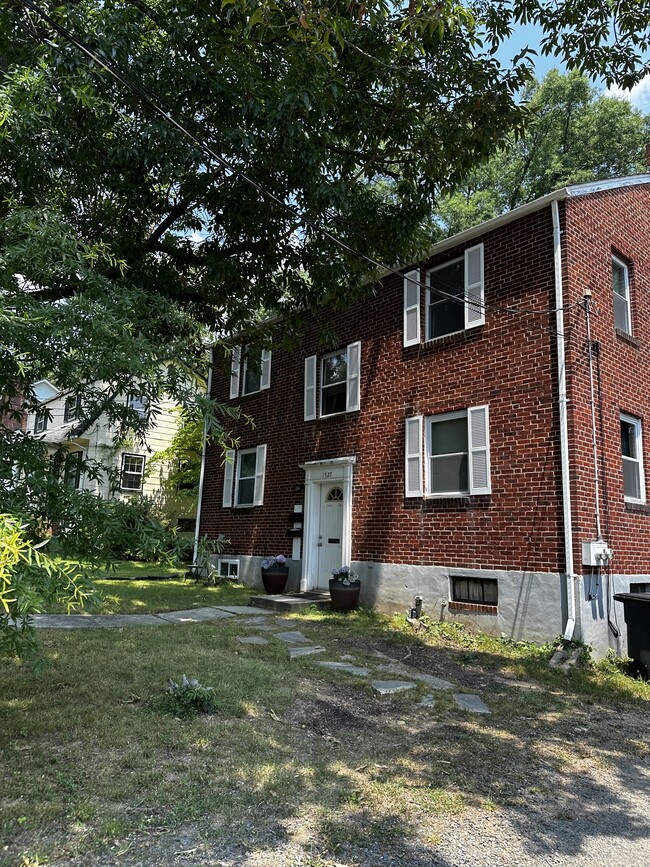 Building Photo - 1527 N Stafford St
