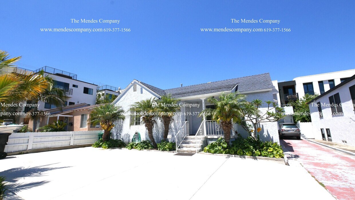 Foto principal - 3130 Emerson St