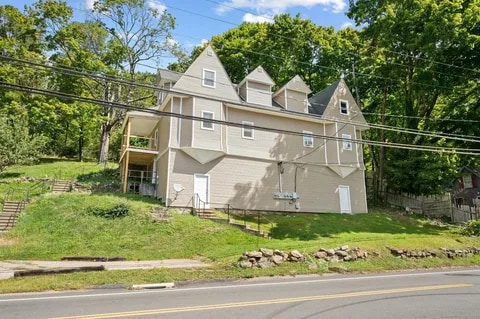 Photo - 229 CT-163 (Montville, CT)