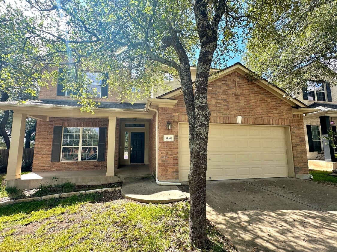 Primary Photo - Stunning 4-Bedroom Home in the Desirable S...