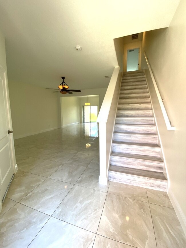 Foto del edificio - 3050 Rodrick Cir