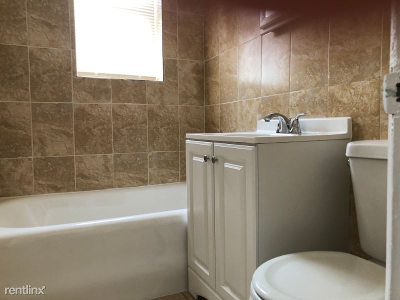 Foto del edificio - 115 Fairview Ave