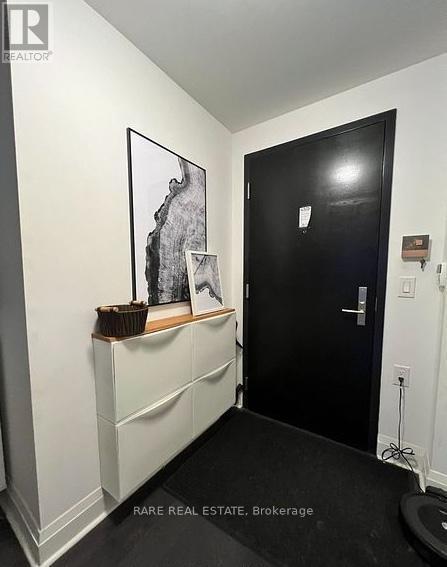 Building Photo - 65 St Mary St