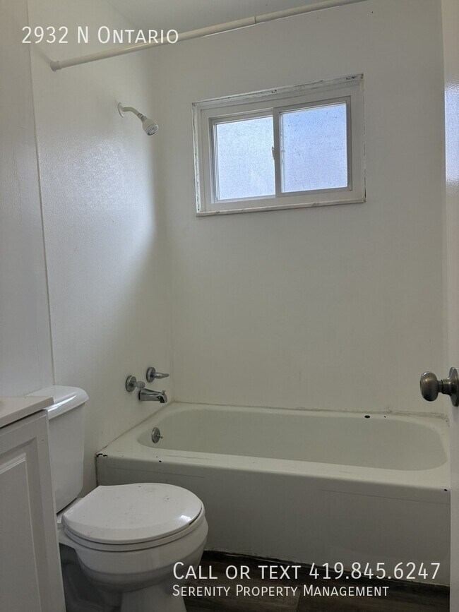 Foto del edificio - 2932 N Ontario-