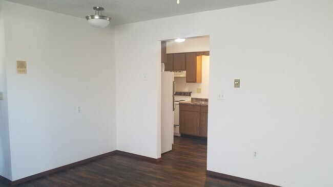Foto del edificio - 408 Westwood Ave