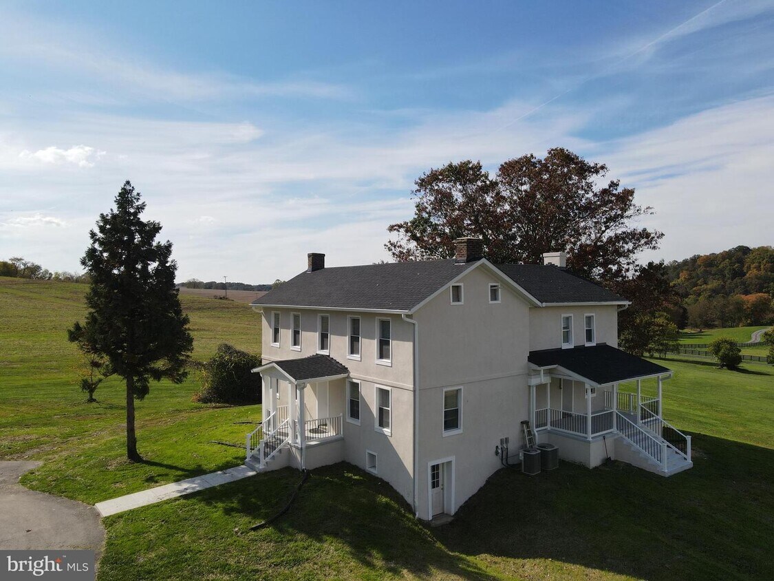 7850 Emerson Burrier Rd, Mount Airy, MD 21771 House Rental in Mount