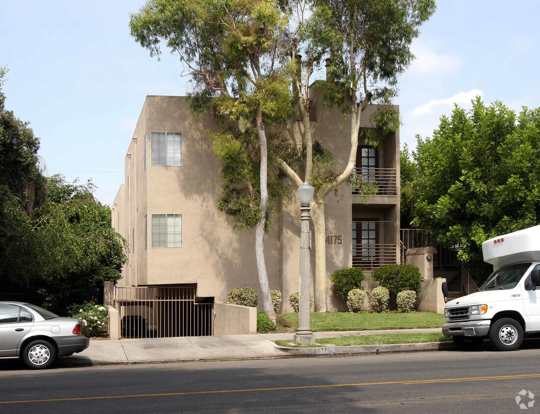 Foto del edificio - 4175 Tujunga Ave