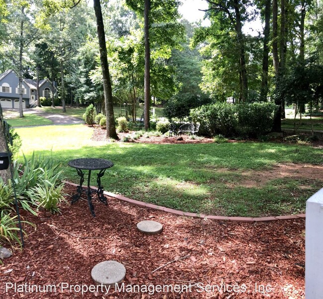 Building Photo - 4 br, 3 bath House - 4230 Hickory Point Dr