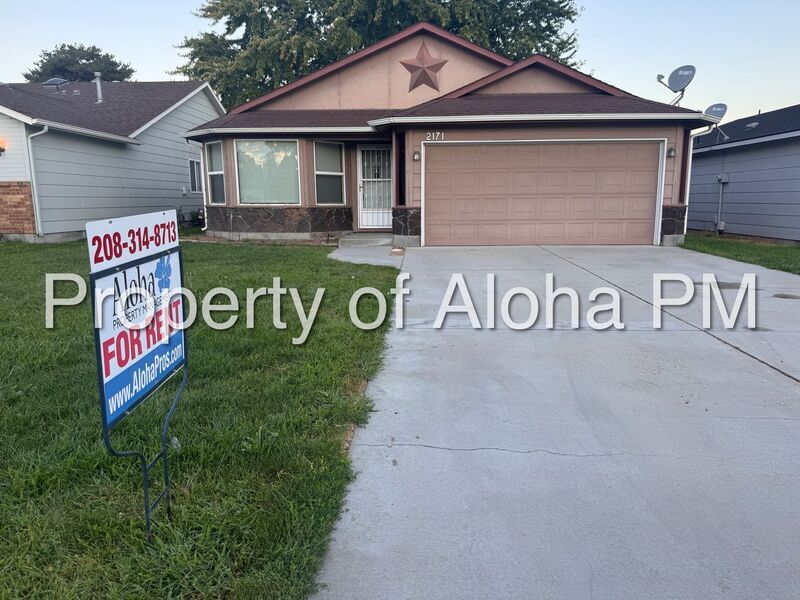 Foto principal - 2171 N Linder Rd