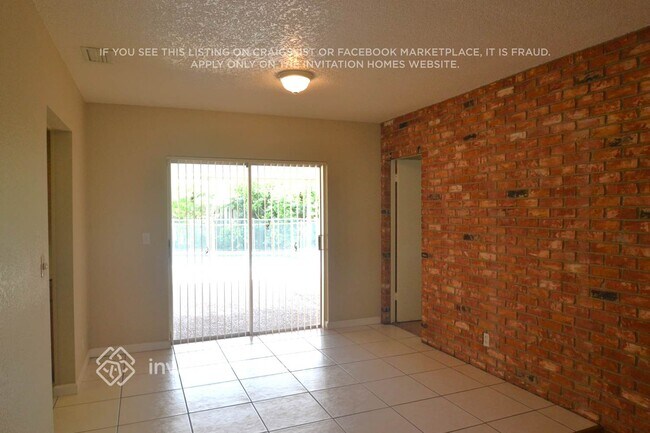 Foto del edificio - 5220 SW 8th Ct