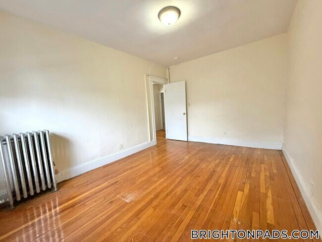 Foto del edificio - 127 Washington St