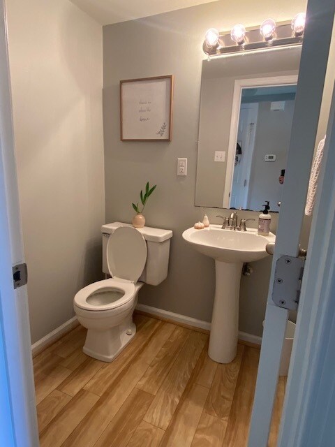 1st Floor Powder Room - 7933 Provincetown Dr
