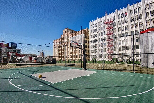 Foto del edificio - Santee Court