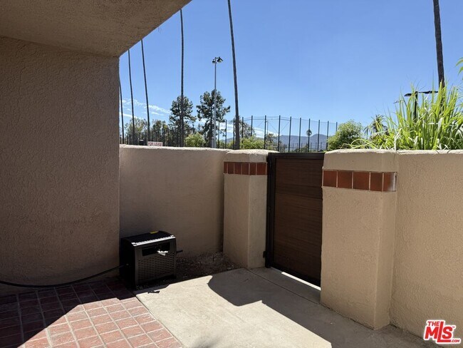 Foto del edificio - 804 N Kenilworth Ave