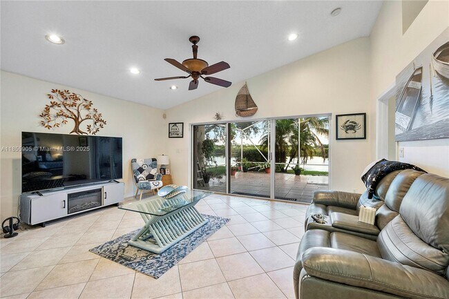 Foto del edificio - 11851 SW 7th St