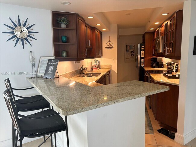 Foto del edificio - 3000 N Ocean Dr