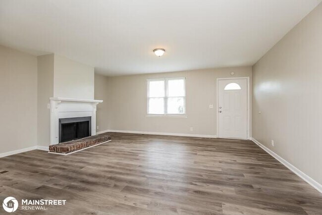 Building Photo - 6350 SUNNYSIDE DR, MURFREESBORO, TN 37129