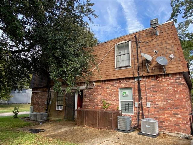 Foto del edificio - Charming 2-Bedroom Apartment with Water Included!