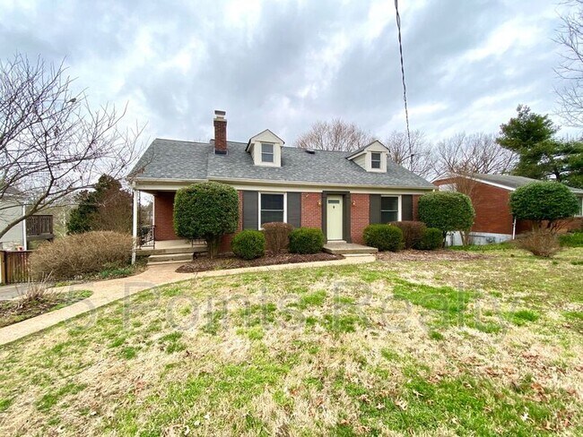 Building Photo - 630 Skyview Dr
