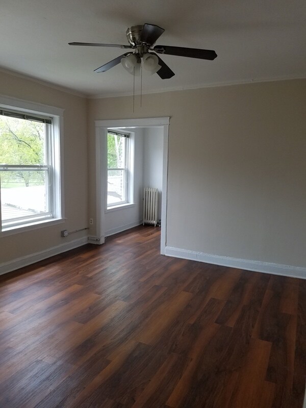Foto del edificio - 4866 N Magnolia Ave