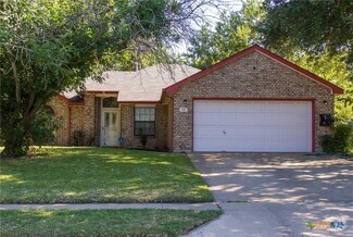 Building Photo - 205 Tomahawk Dr