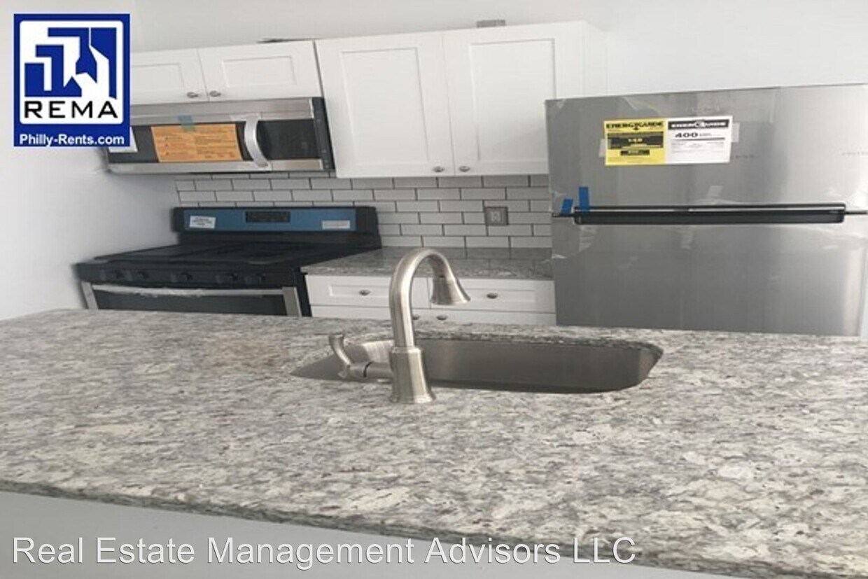 Primary Photo - 2 br, 1 bath House - 15 E Rittenhouse Street