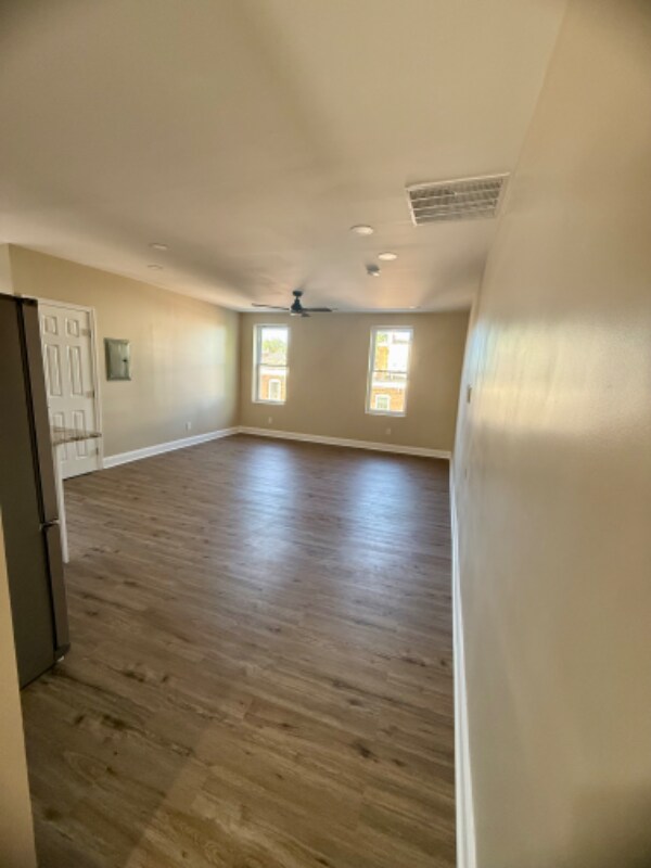 Foto del edificio - 605 N 64th St