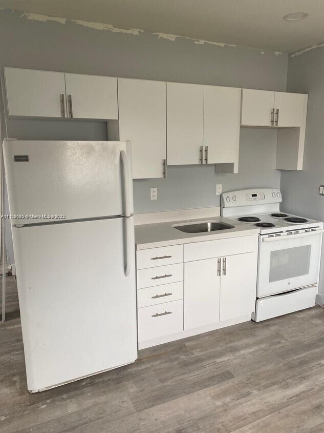 1225 W 31st St, Hialeah, FL 33012 House for Rent in Hialeah, FL