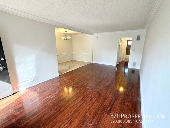 Foto del edificio - Updated 1Bedroom 1Bathroom In Prime West H...