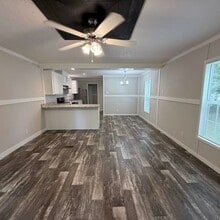 Building Photo - 127 Evans Ave