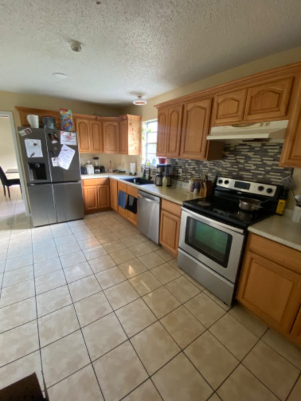 Building Photo - 692 Wall Blvd