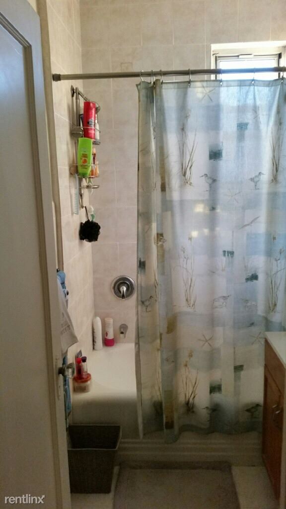 Building Photo - 7821 73rd Pl