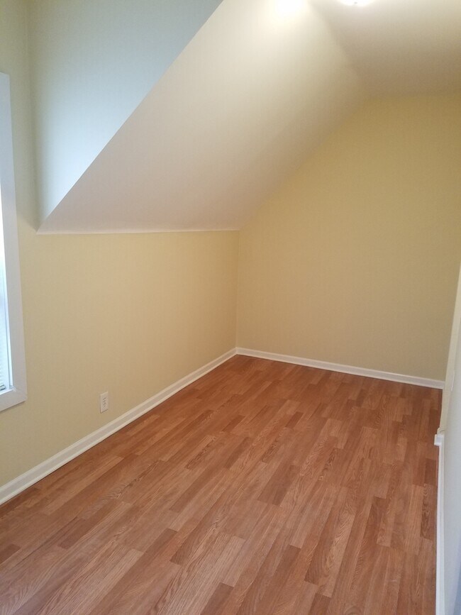 Foto del edificio - 3515 W McLean Ave