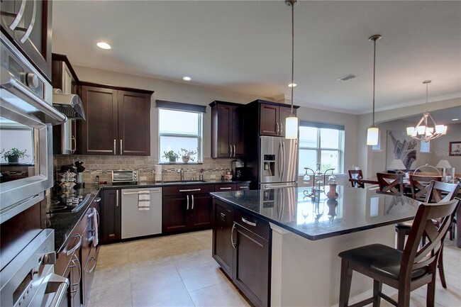 Building Photo - 10656 Billings St