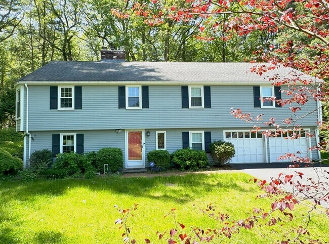 Building Photo - 10 Meadowview Rd