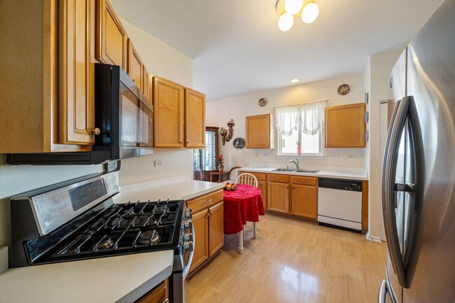 Building Photo - 32504 Millstone Cir