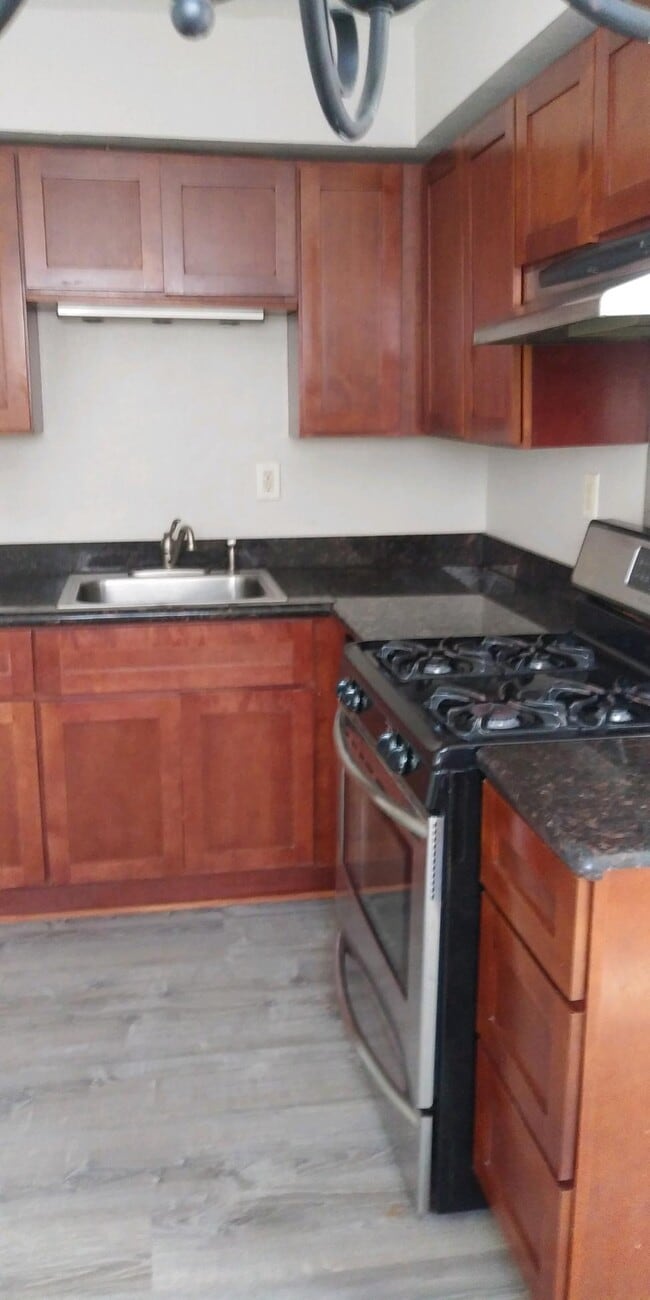 Photo - 113 Ridgeway Dr Apartments