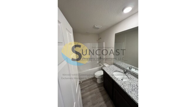 Foto del edificio - Exquisite Luxury Living: A 2-Bedroom, 2-Ba...