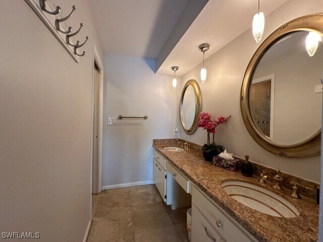 Foto del edificio - 3065 50th Ln SW