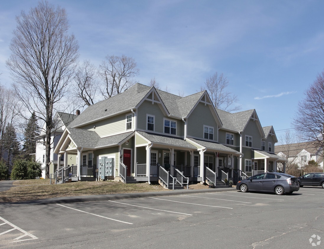 683 Main St, Amherst, MA 01002 Apartments in Amherst, MA