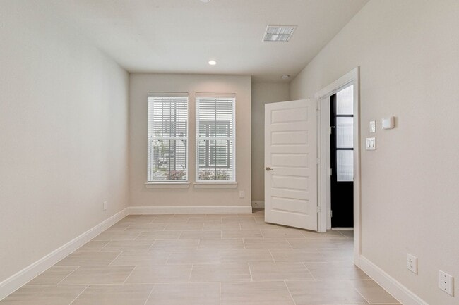 Building Photo - Welcome to your brand-new, 3 bedroom/3.5 b...