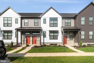 Building Photo - 102 Stickley Dr