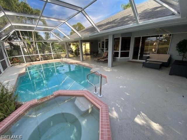 Foto del edificio - 6704 Highland Pines Cir