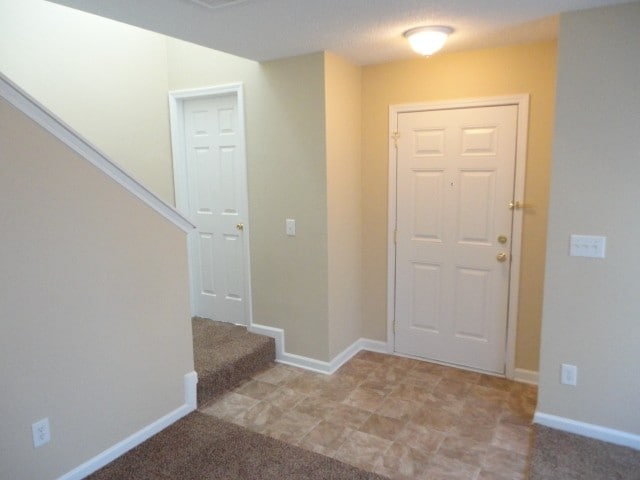 Building Photo - 2544 Quarry Ridge Ln