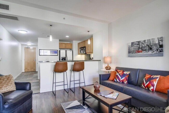 Foto del edificio - 1150 J St