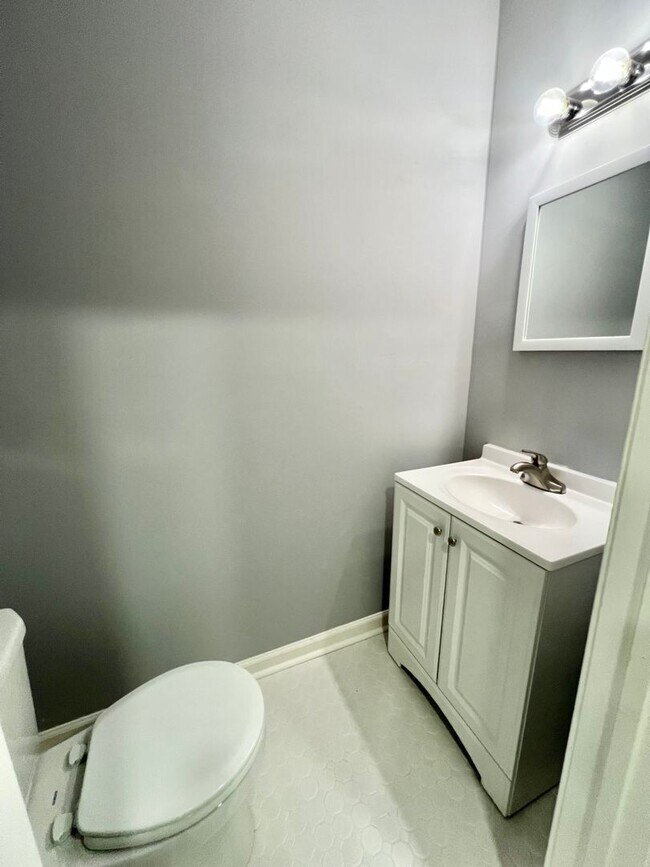 Foto del edificio - Anika Homes 3 Bedroom
