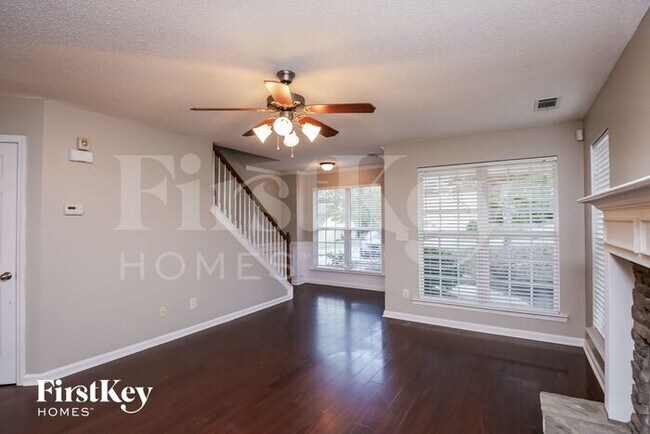 Building Photo - 148 Red Hawk Dr