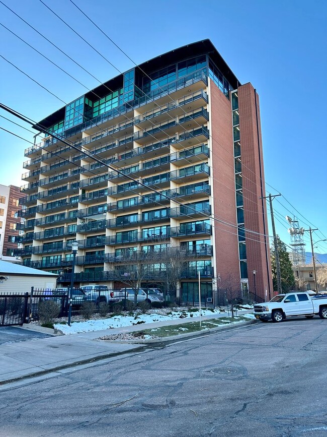 Photo - 1 Bedroom at Citywalk Downtown with Utilities Included!! House