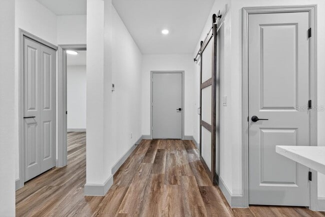Foto del edificio - 2252 Fernwood St